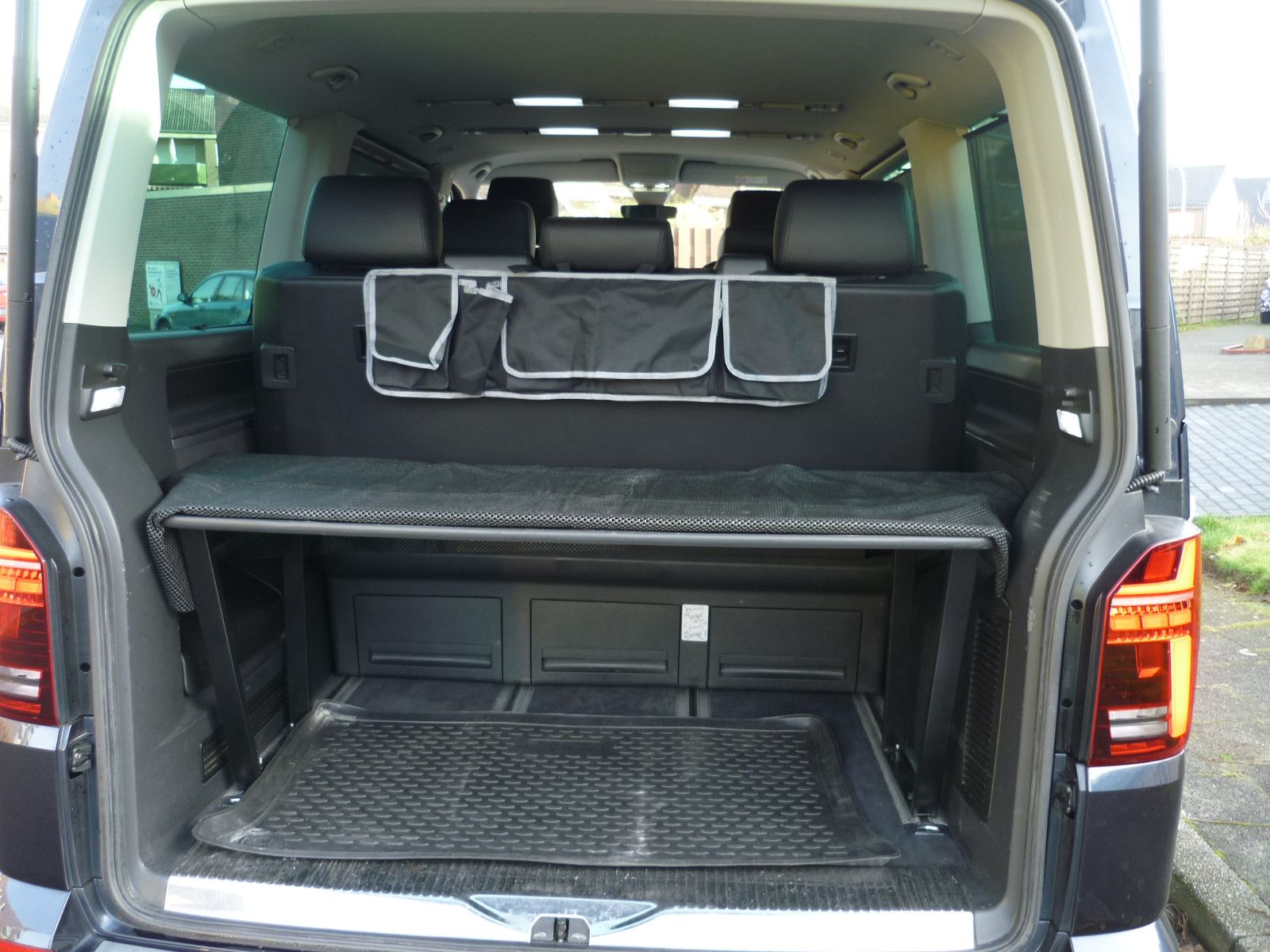 Volkswagen T6.1 Transporter Multivan  Highline FWD foto 10