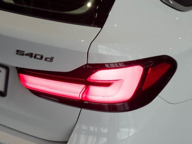 BMW 540 d xDrive Touring Luxury Line H&K+Laserlicht foto 7