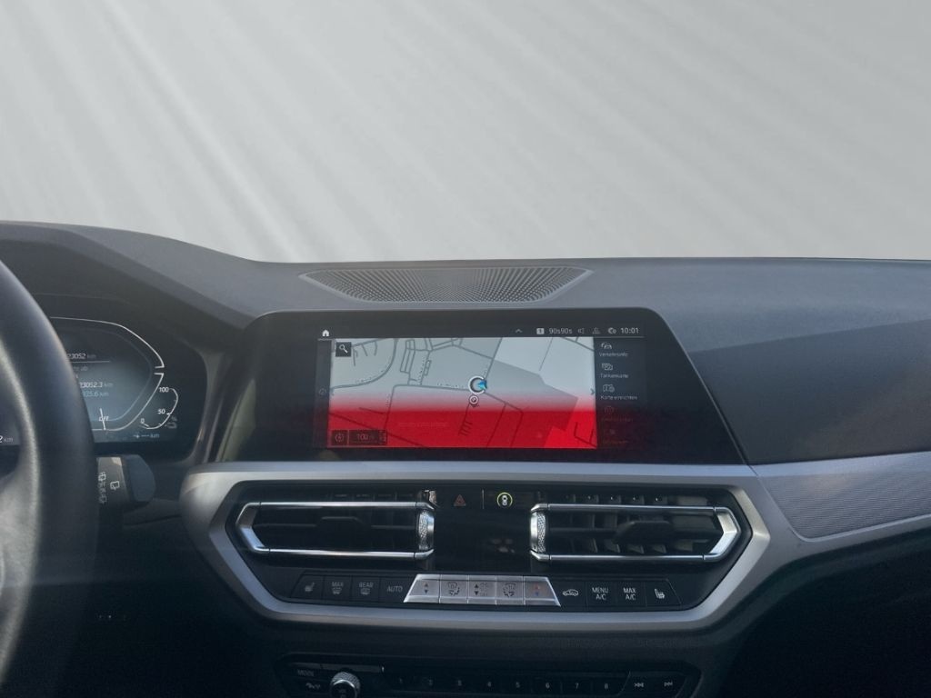 BMW 320 e Touring LC Prof LED PDC Wireless Charging foto 11