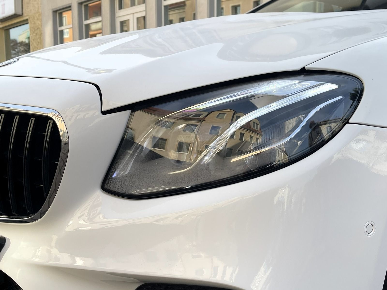 Mercedes-Benz E 350 AMG CABRIO NIGHT HUD LUFT AISCARF DIST+ foto 9