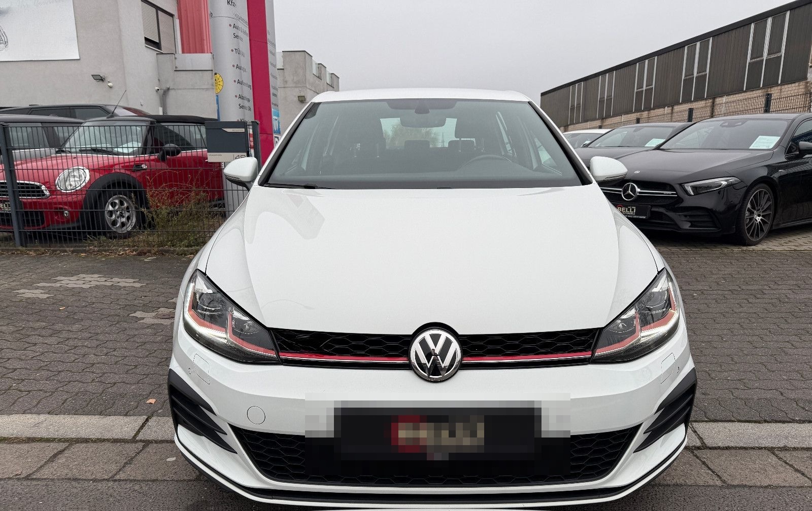 Volkswagen Golf VII 2,0 TSI GTI DSG ACC NAVI FINANZIERUNG foto 2