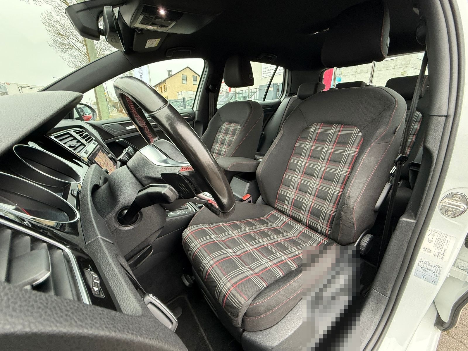 Volkswagen Golf VII 2,0 TSI GTI DSG ACC NAVI FINANZIERUNG foto 11