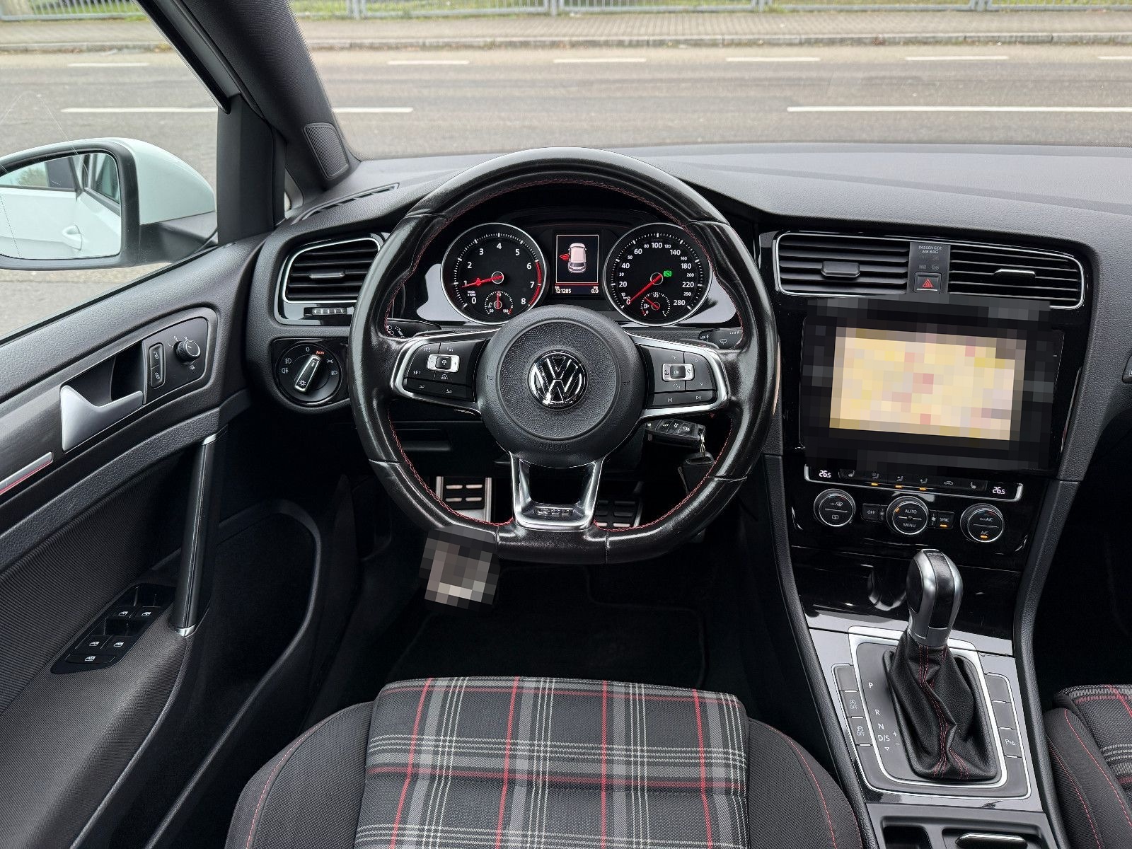 Volkswagen Golf VII 2,0 TSI GTI DSG ACC NAVI FINANZIERUNG foto 14