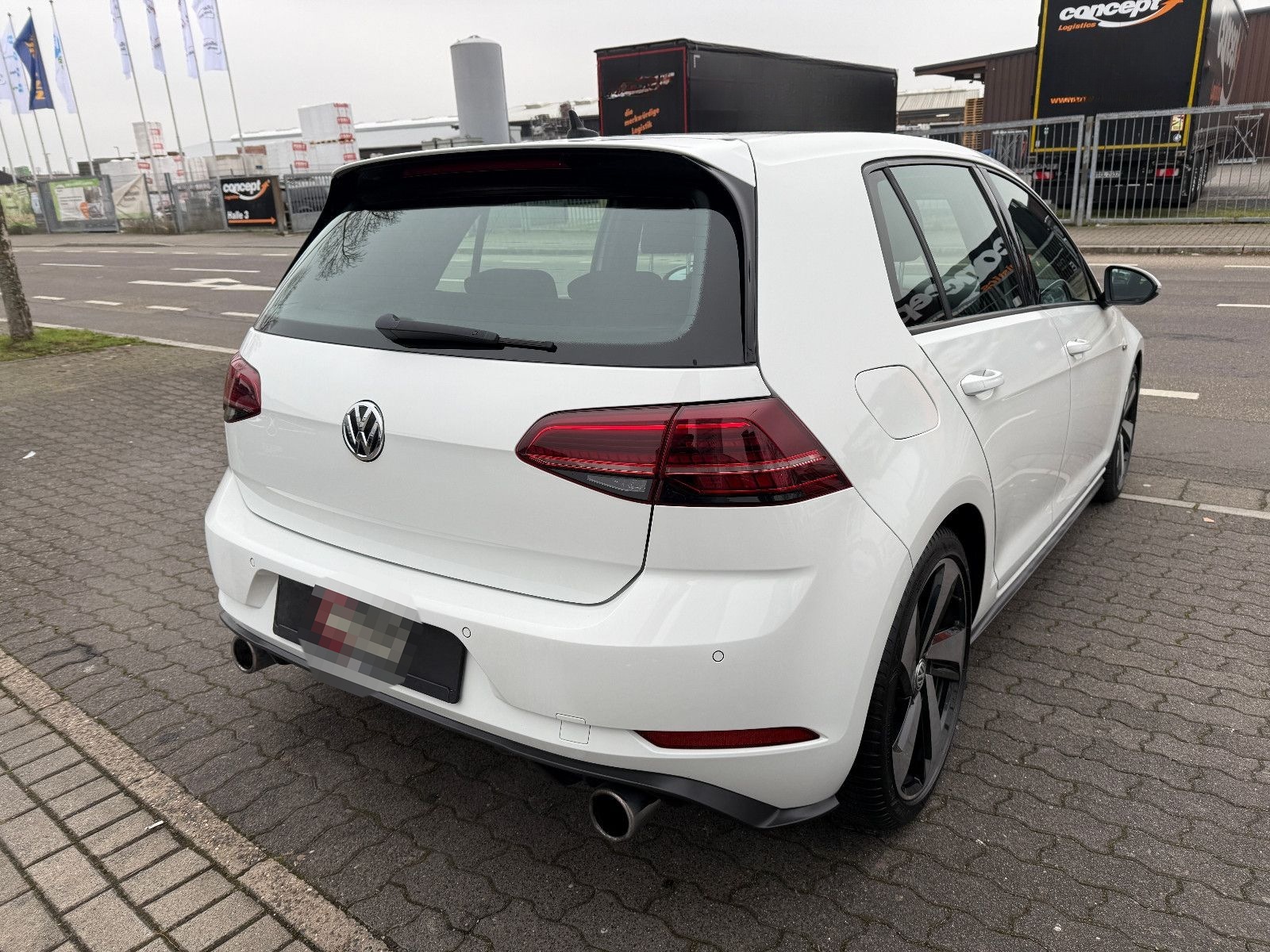 Volkswagen Golf VII 2,0 TSI GTI DSG ACC NAVI FINANZIERUNG foto 5