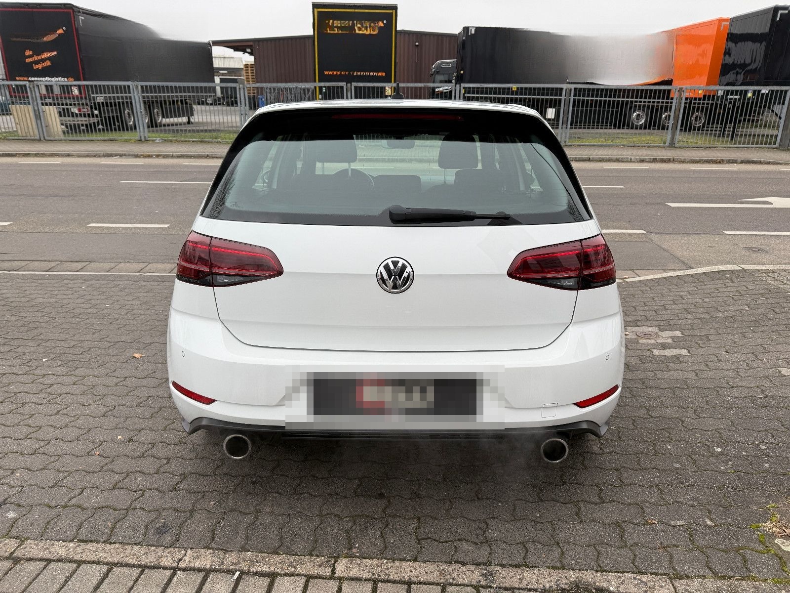 Volkswagen Golf VII 2,0 TSI GTI DSG ACC NAVI FINANZIERUNG foto 6