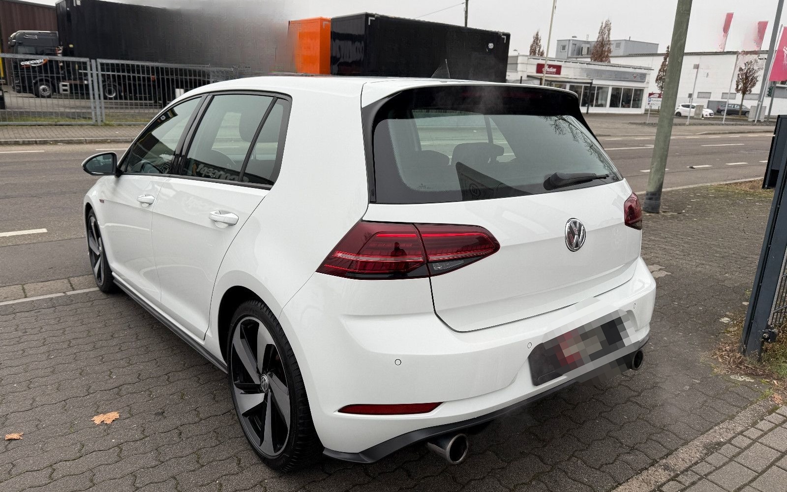 Volkswagen Golf VII 2,0 TSI GTI DSG ACC NAVI FINANZIERUNG foto 7