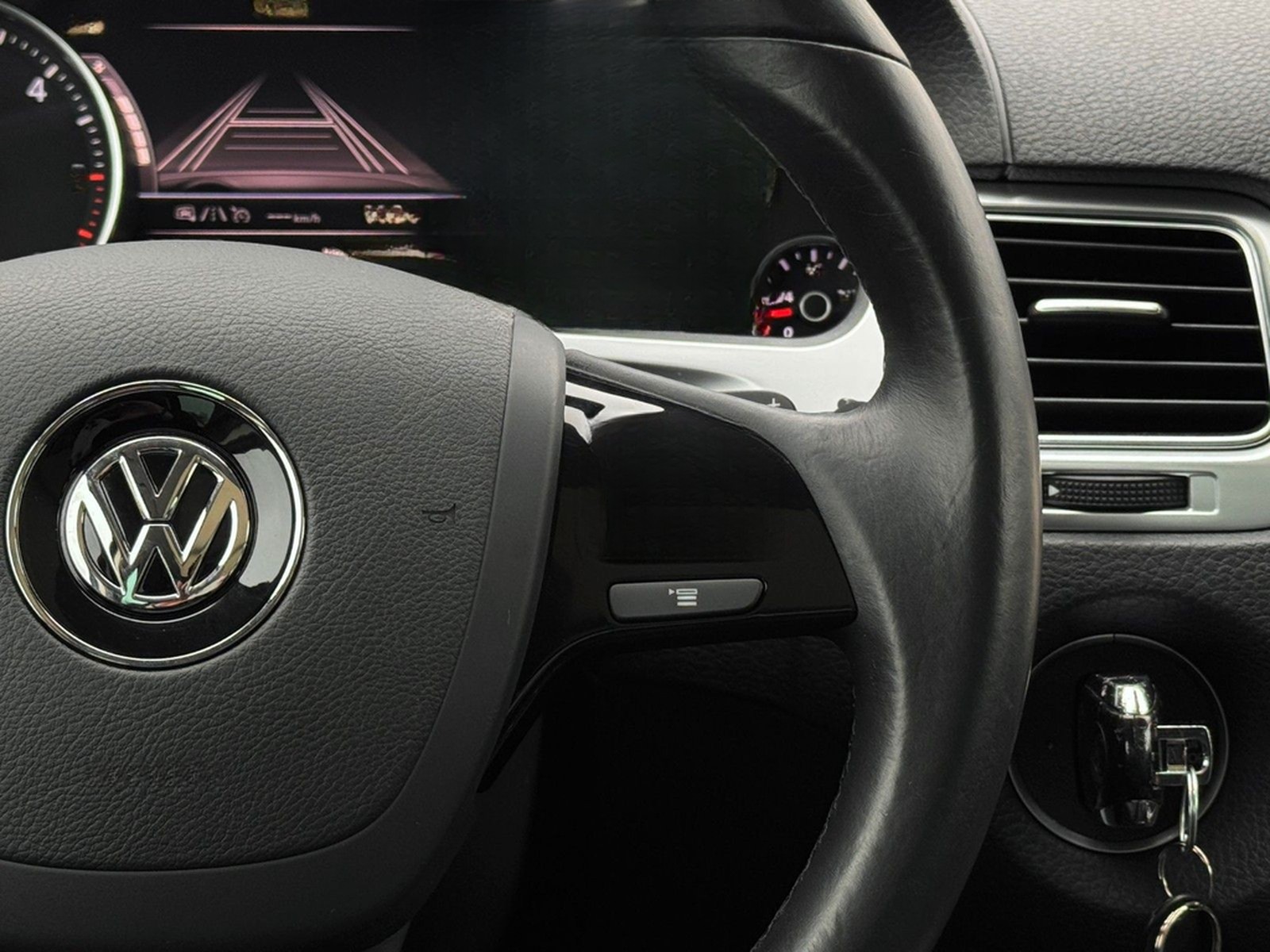 Volkswagen Touareg V6 TDI 4M AHK°ACC°PANO°STANDHZNG°4xSHZ foto 13