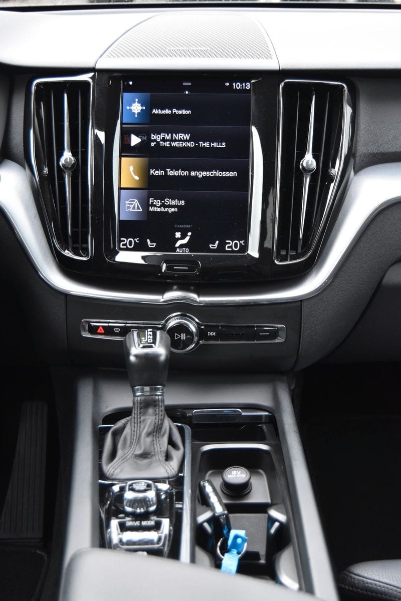 Volvo XC60 Momentum Pro 2WD LED NAVI AHK LEDER SOUNDHK foto 12