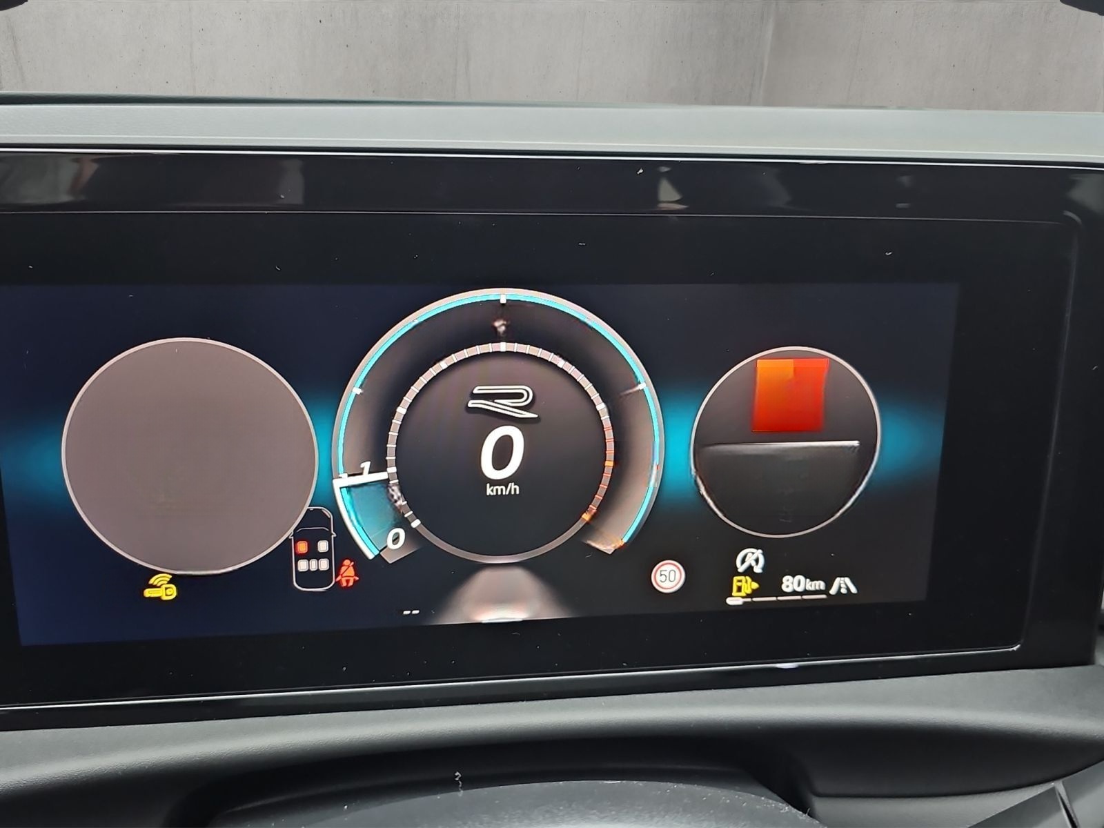 Volkswagen T-Roc R-Line 1.5 l eTSI OPF 110 kW (150 PS) 7-Ga foto 11