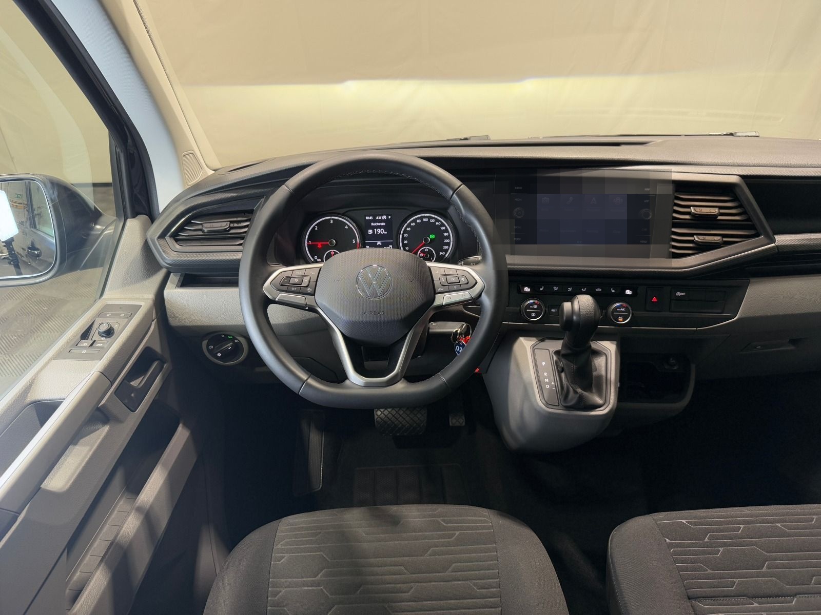 Volkswagen T6.1 Caravelle Comfortline TDI DSG | LED NAVI foto 5
