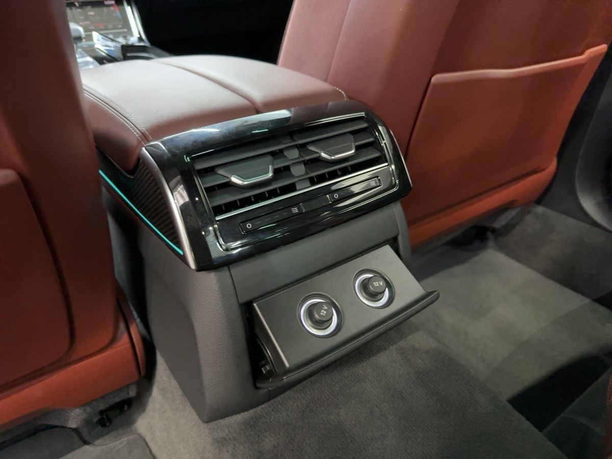 Audi A8 3.0 60 TFSI e S-line Matrix LED Pano Bang & O foto 20