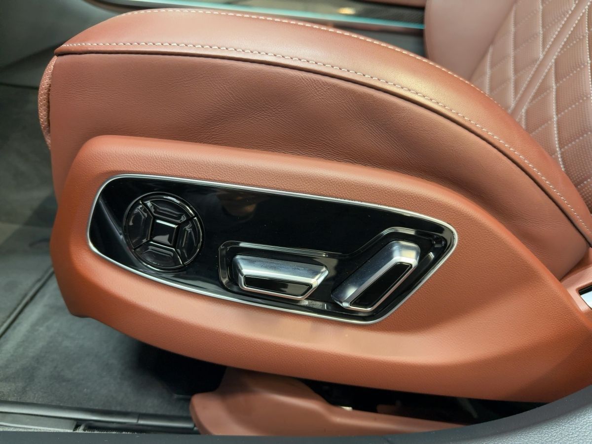 Audi A8 3.0 60 TFSI e S-line Matrix LED Pano Bang & O foto 24