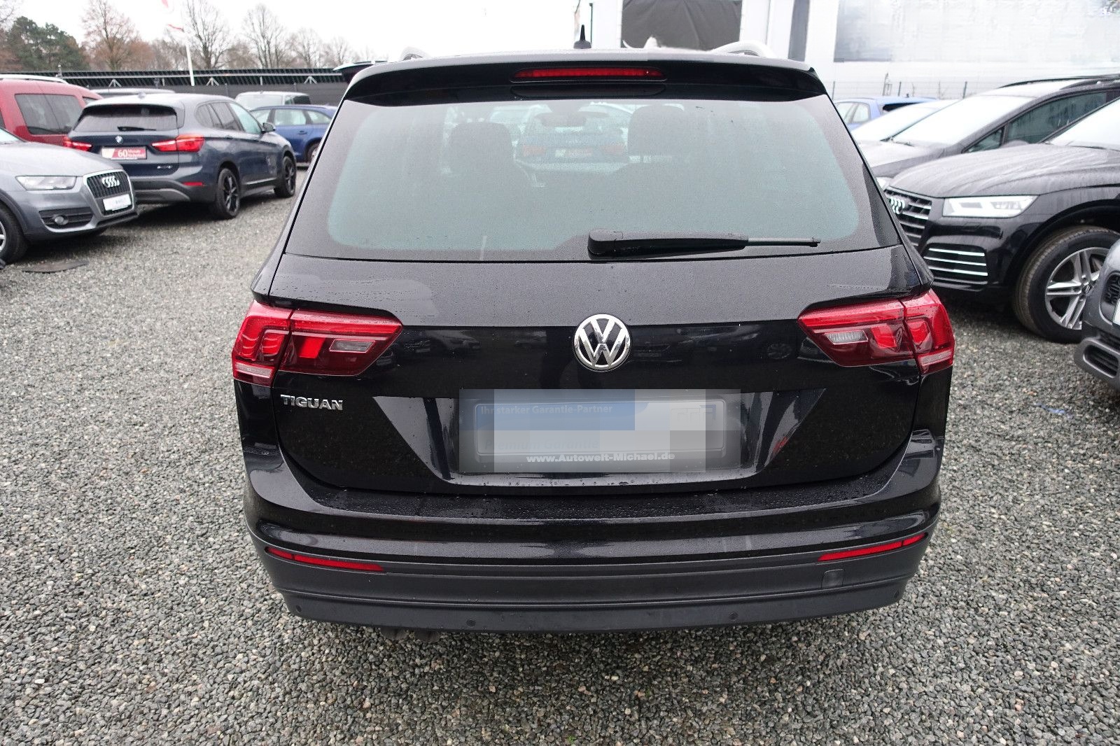Volkswagen Tiguan 2.0 TDI Aut. ACC NAV SITZH Insp.+TÜV NEU foto 6