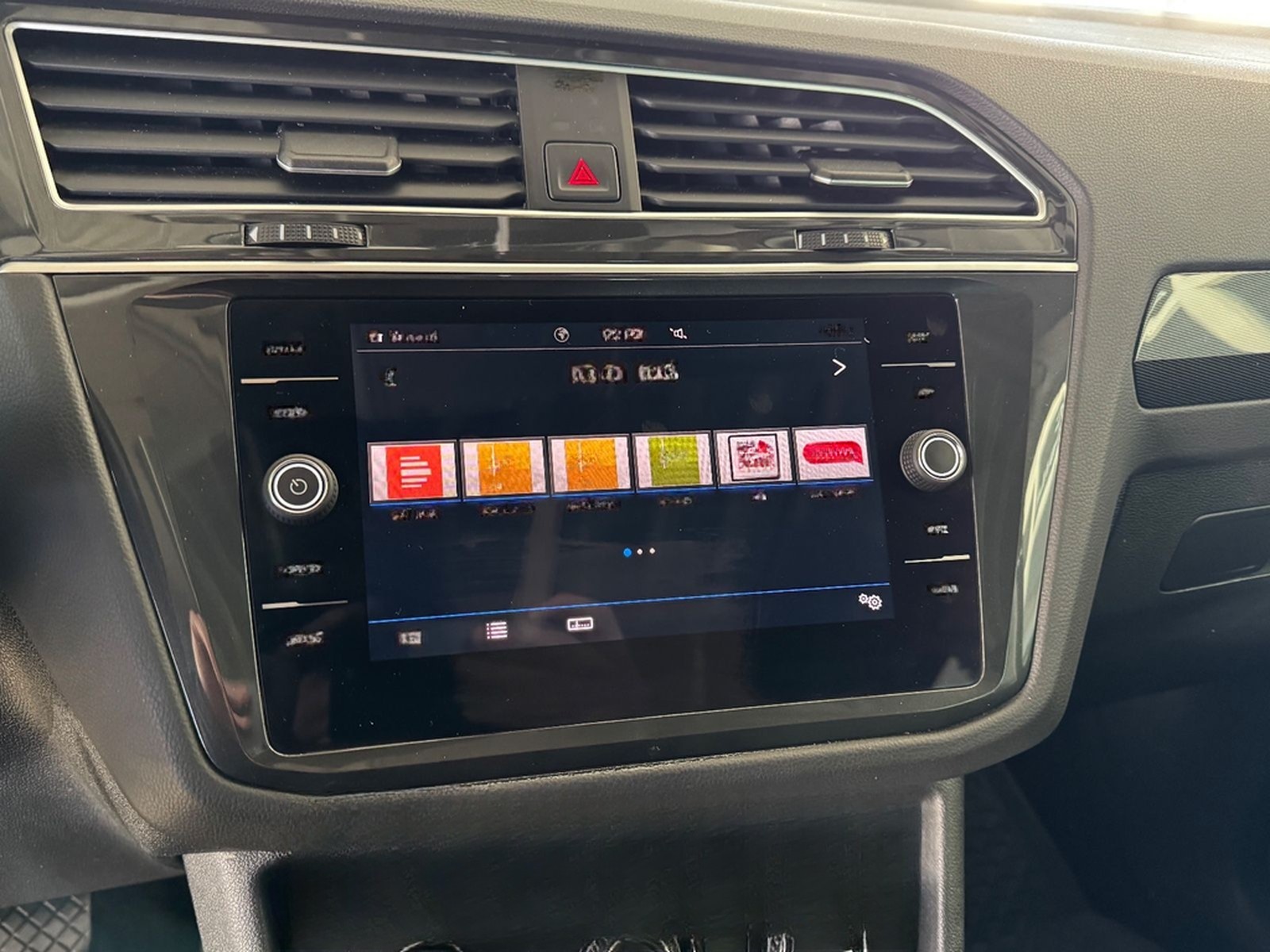 Volkswagen Tiguan DSG R-Line Highline BMT AHK/Pano/360/ foto 32