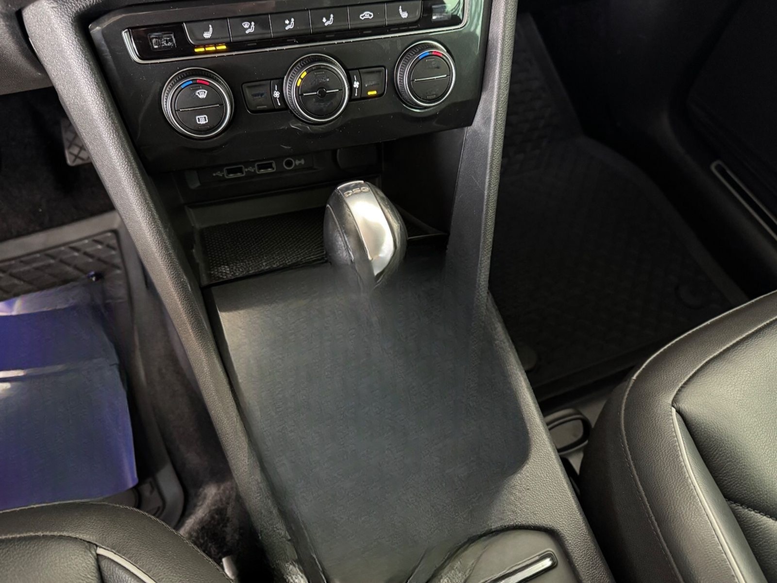 Volkswagen Tiguan DSG R-Line Highline BMT AHK/Pano/360/ foto 34