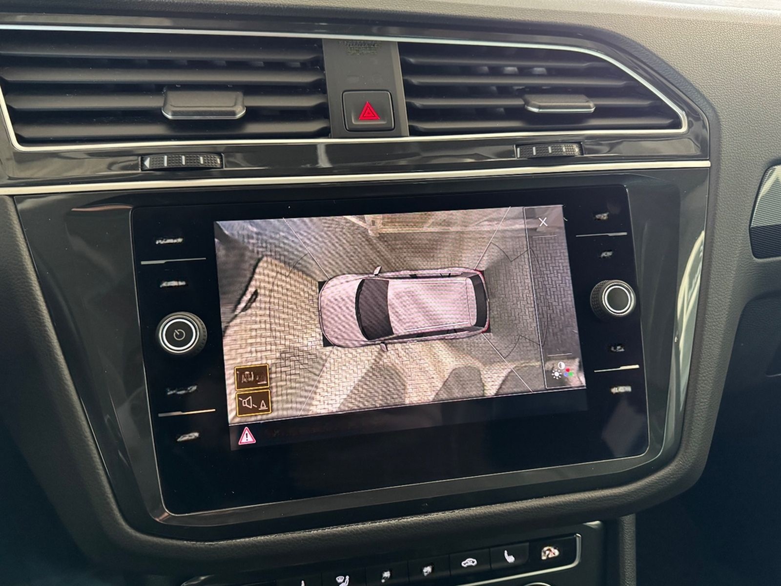 Volkswagen Tiguan DSG R-Line Highline BMT AHK/Pano/360/ foto 37