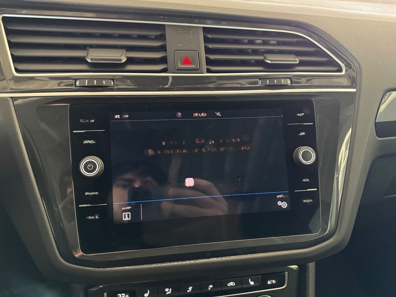 Volkswagen Tiguan DSG R-Line Highline BMT AHK/Pano/360/ foto 41