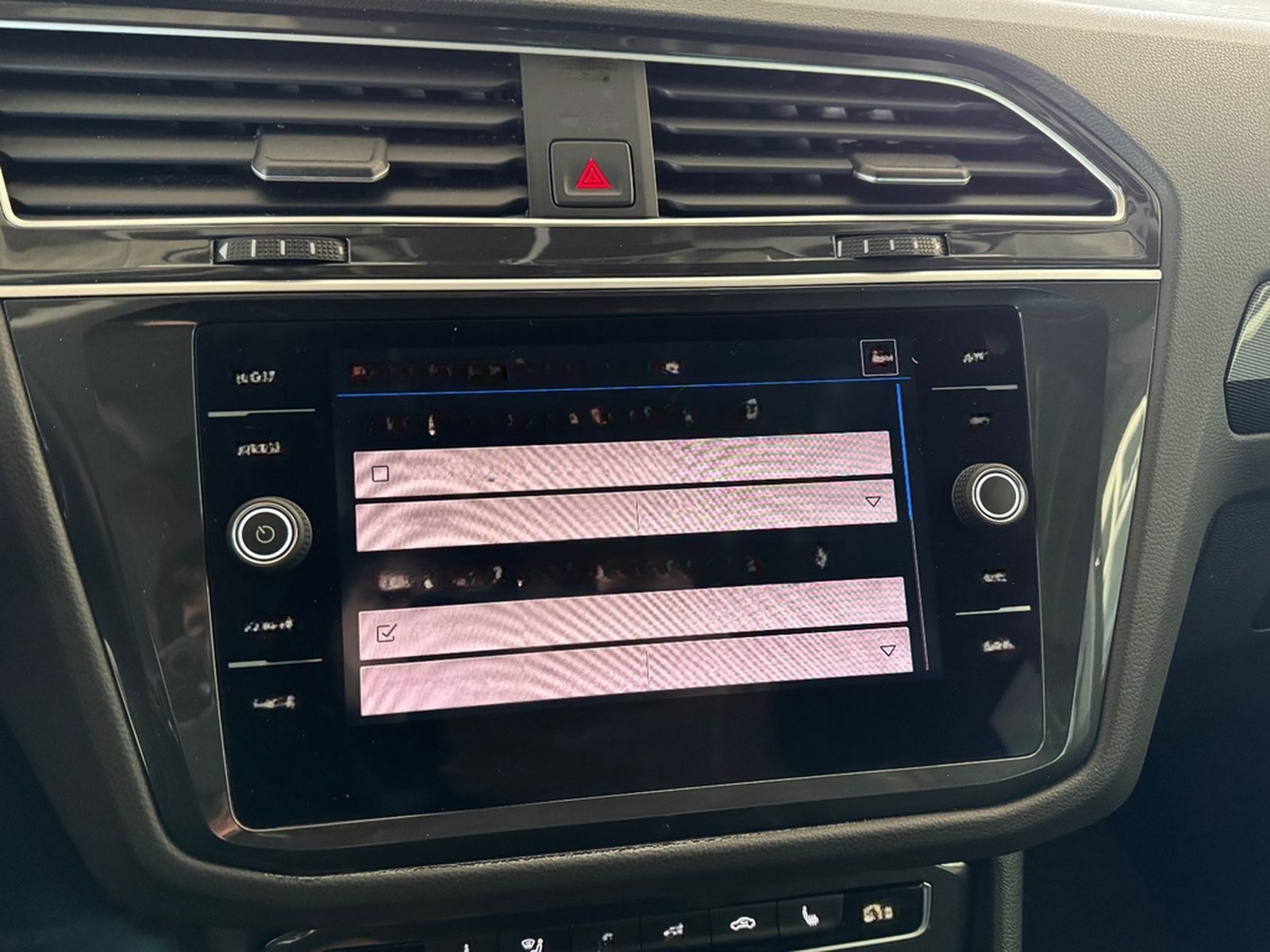 Volkswagen Tiguan DSG R-Line Highline BMT AHK/Pano/360/ foto 42