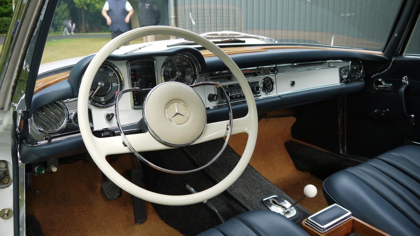Mercedes-Benz SL 230 foto 13