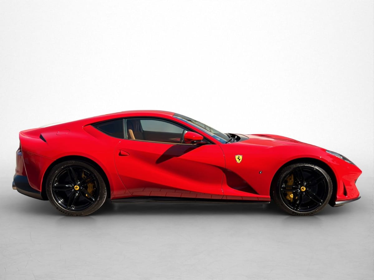 Ferrari 812 Superfast / Lift / LED / Carbon / Daytona foto 4