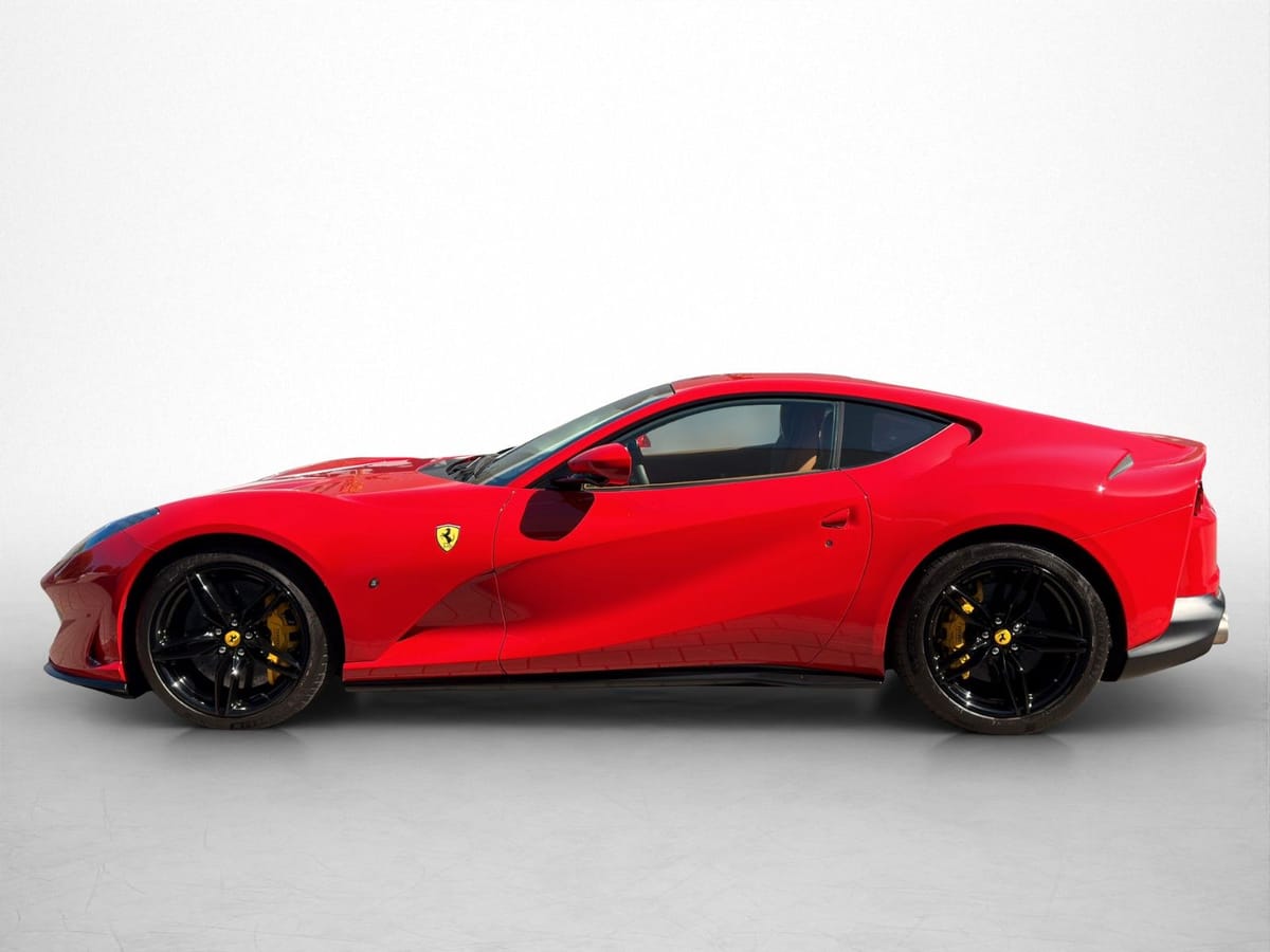 Ferrari 812 Superfast / Lift / LED / Carbon / Daytona foto 9