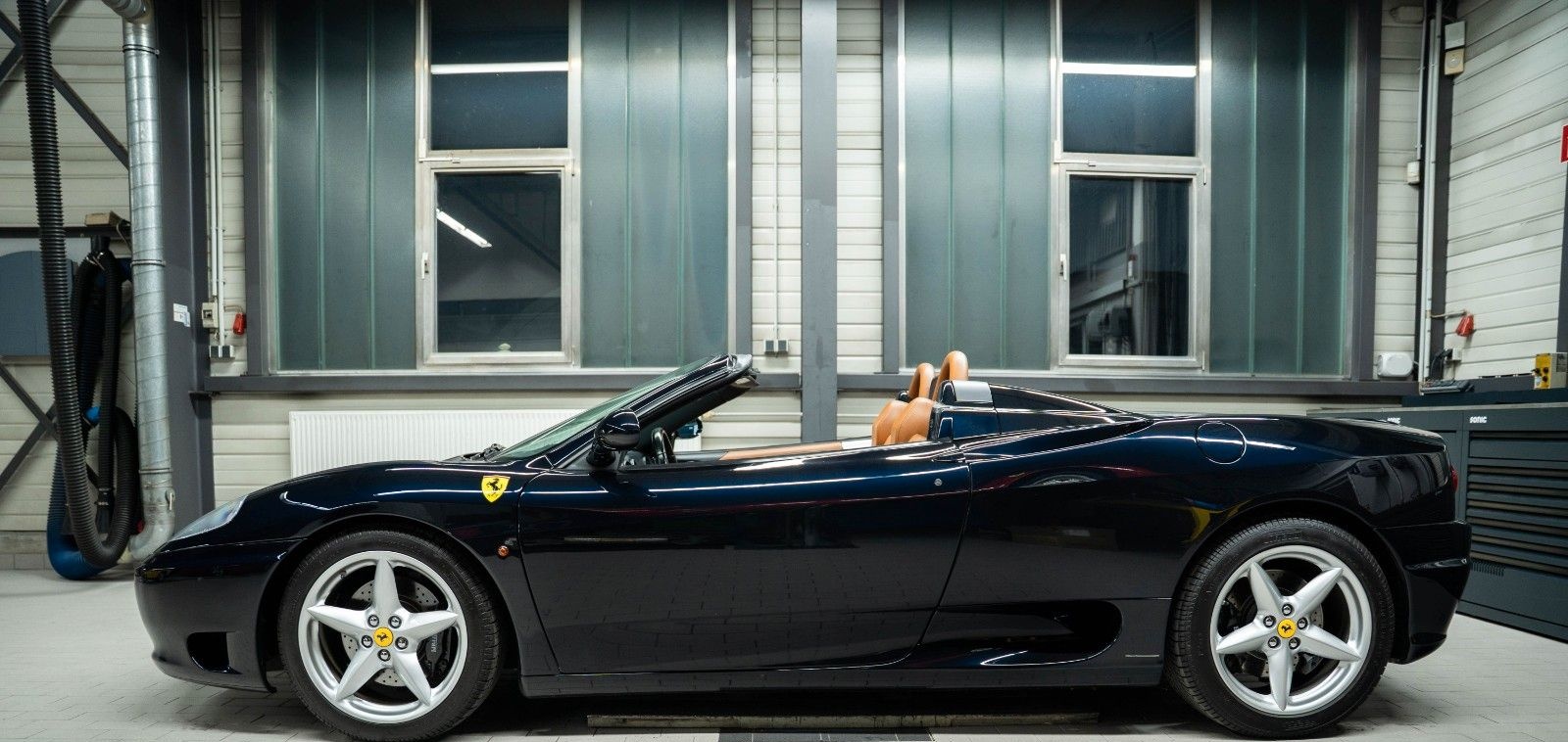 Ferrari 360 Spider F1 *BLACK SAPHIRE* foto 8