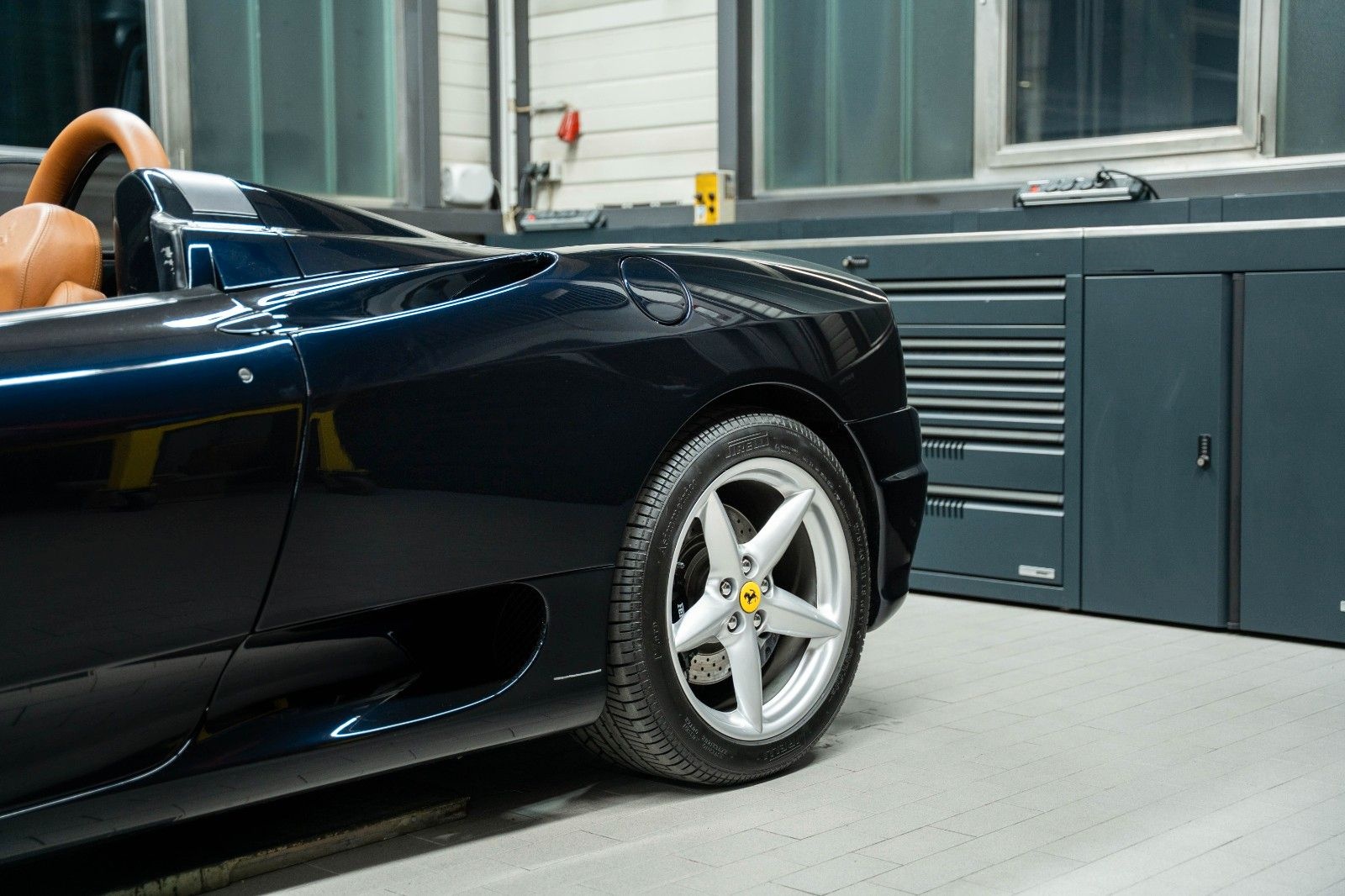 Ferrari 360 Spider F1 *BLACK SAPHIRE* foto 9