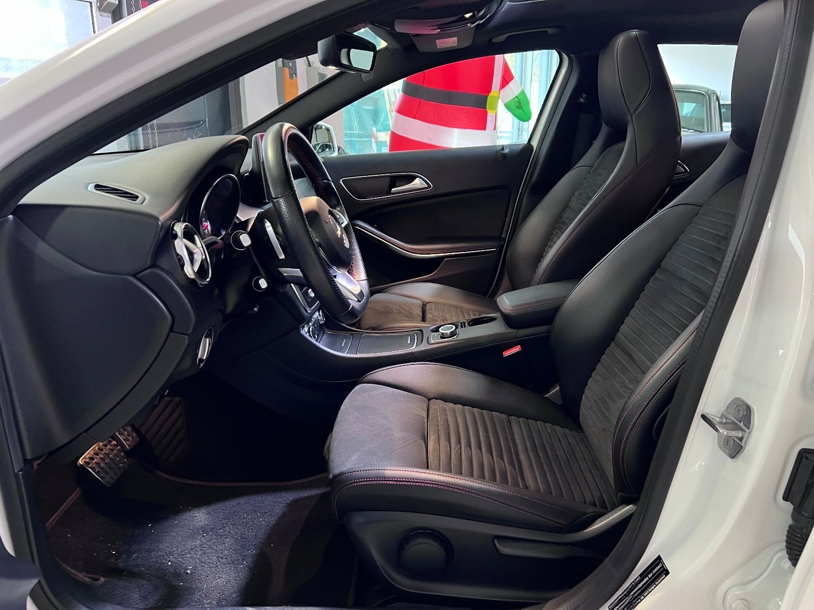 Mercedes-Benz GLA 250 AMG-Paket/Pano/Navi/Tempomat foto 11