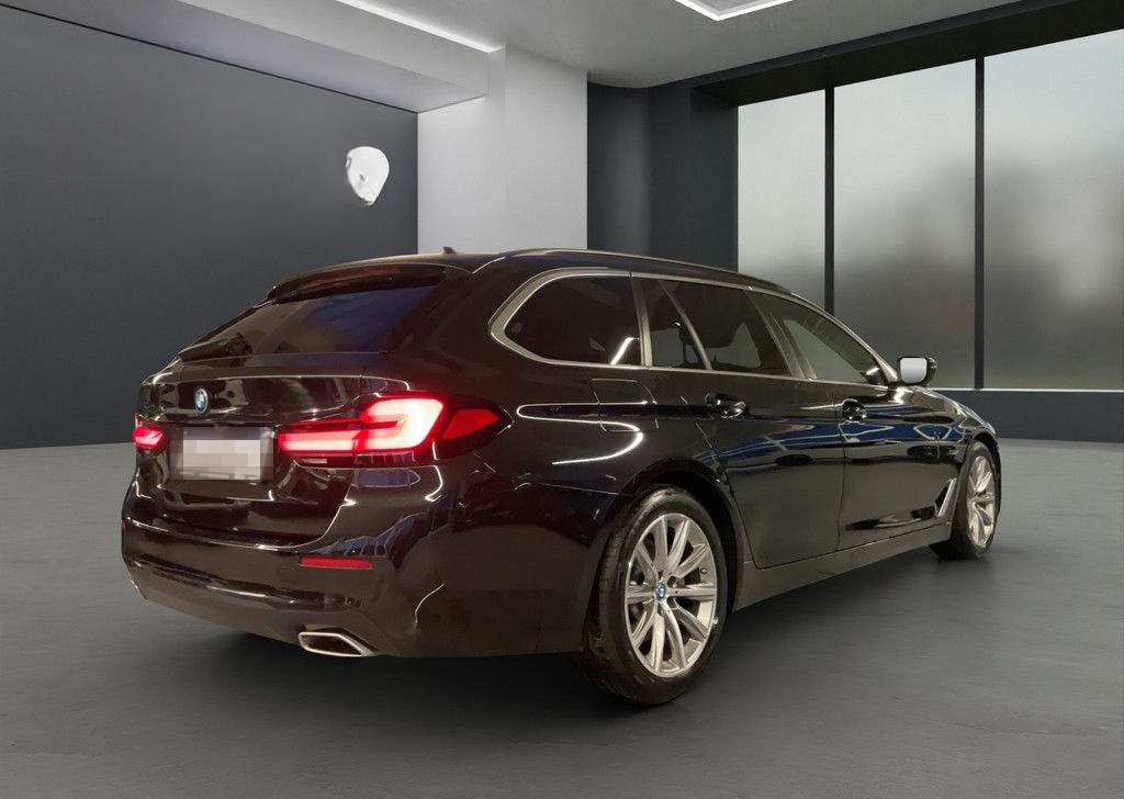 BMW 530e T. HYBRID LASER NAVI HUD SPORTSITZ PDC 18" foto 2