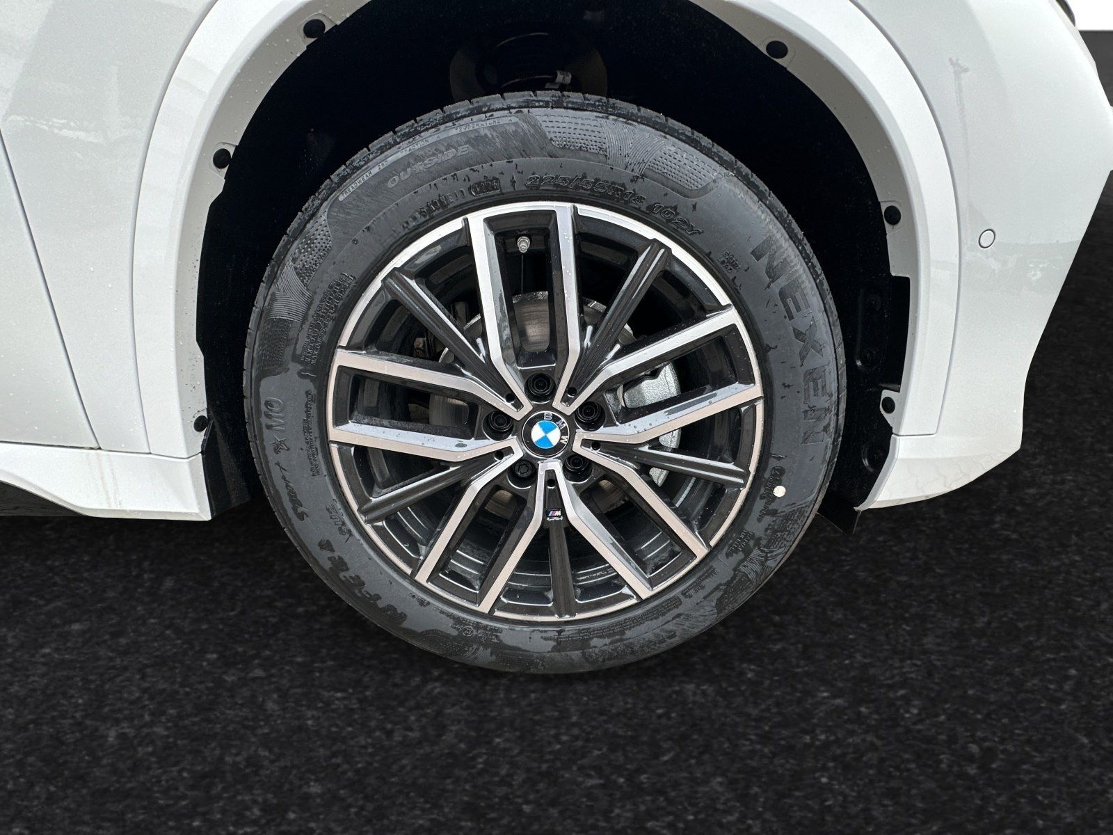BMW X1 sDrive18i M Sport|AHK|Driving&ParkingAss. foto 4