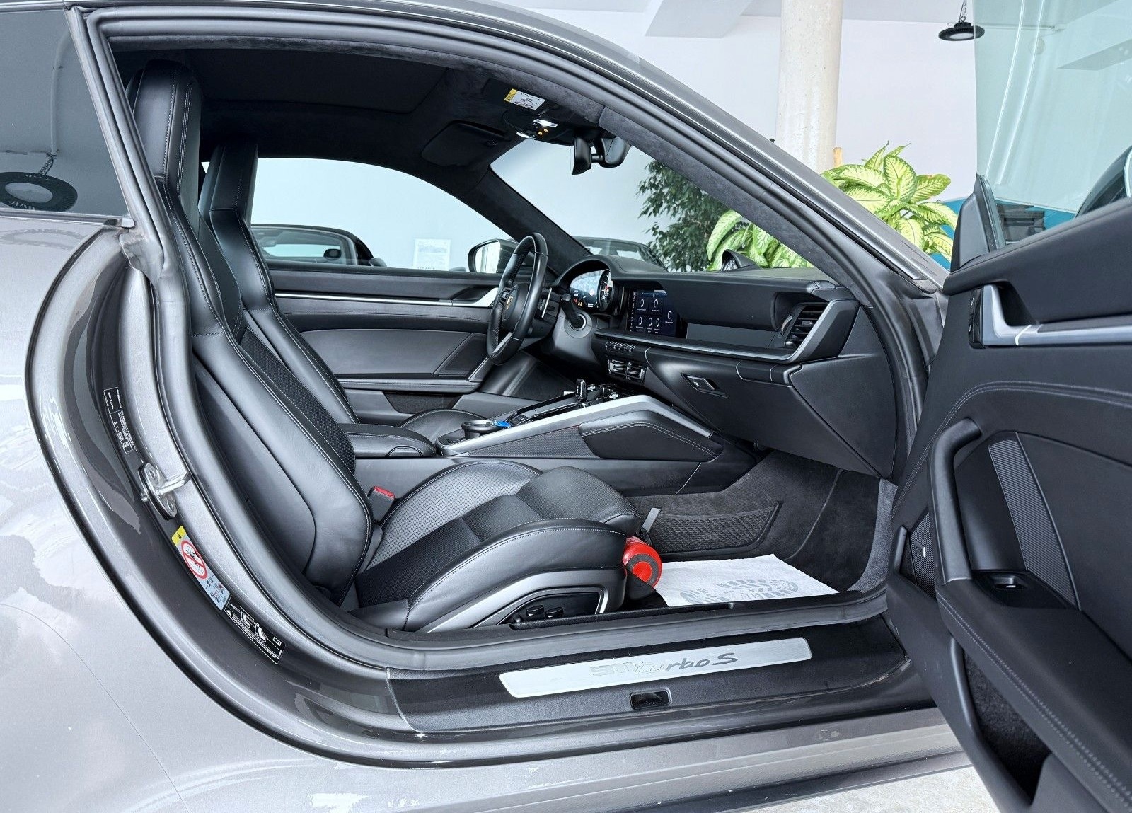 Porsche 911 Turbo S (992) *Matrix-LED*ACC*LHZ*Appro10.26 foto 12
