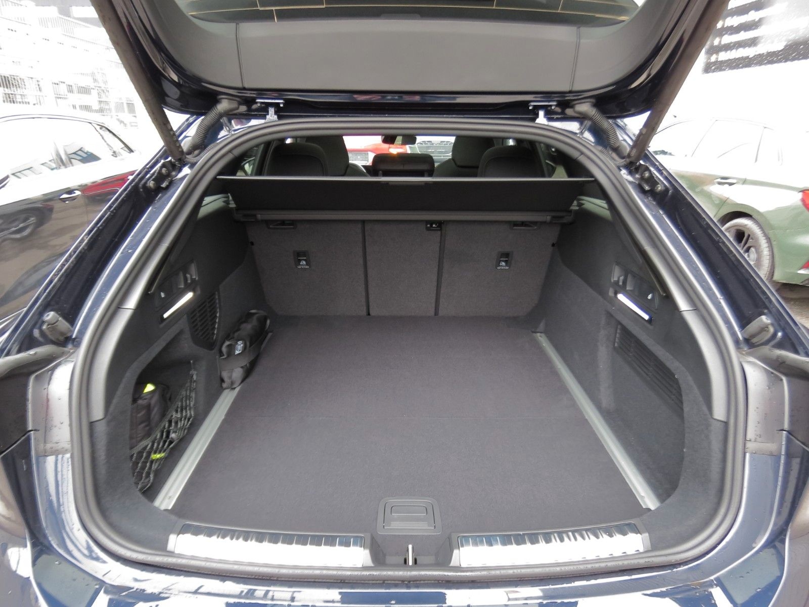 Audi A6 Avant TDI 150 kW S tron. 2x S LINE PANO TECH+ foto 18