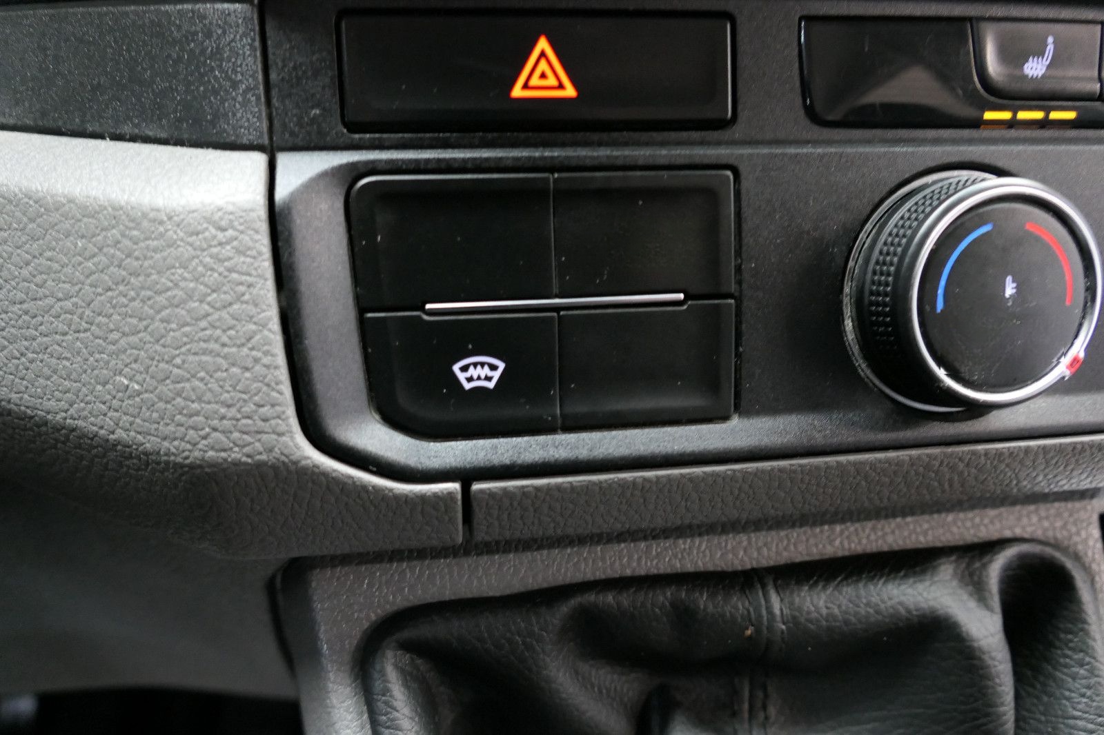 Volkswagen Crafter Kasten PLUS 35 LR Hoch 4MOTION MIXTO foto 18