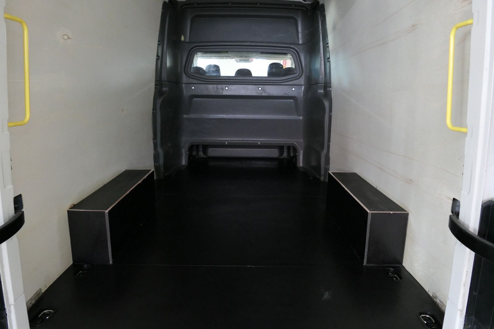 Volkswagen Crafter Kasten PLUS 35 LR Hoch 4MOTION MIXTO foto 8