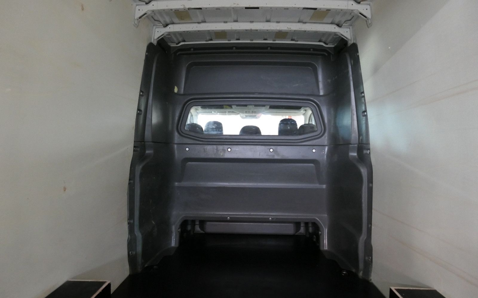 Volkswagen Crafter Kasten PLUS 35 LR Hoch 4MOTION MIXTO foto 9