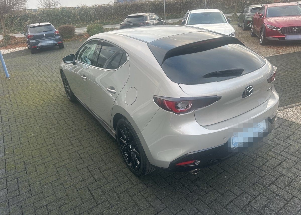Mazda 3 2.0L e-SKYACTIV G 122ps Homura foto 7