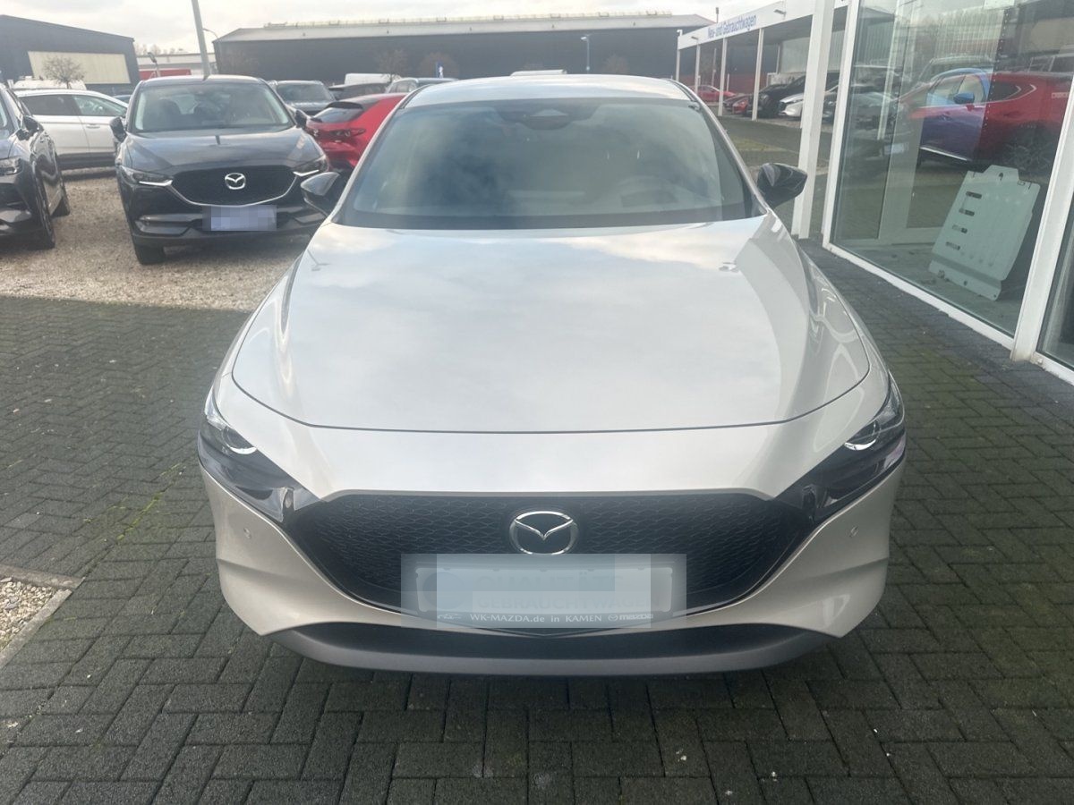 Mazda 3 2.0L e-SKYACTIV G 122ps Homura foto 8