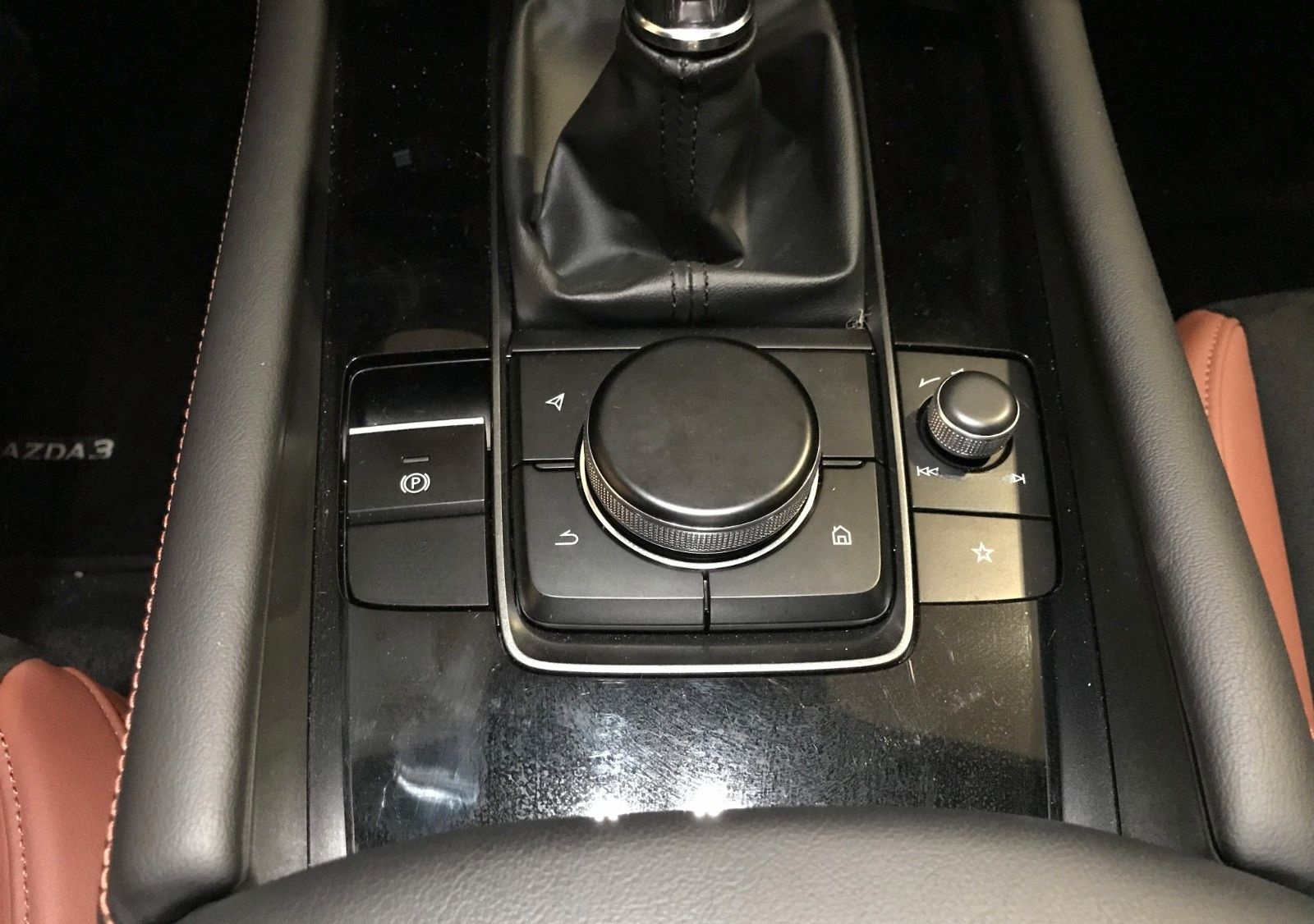 Mazda 3 2.0L e-SKYACTIV G 122 6MT NAGISA foto 20