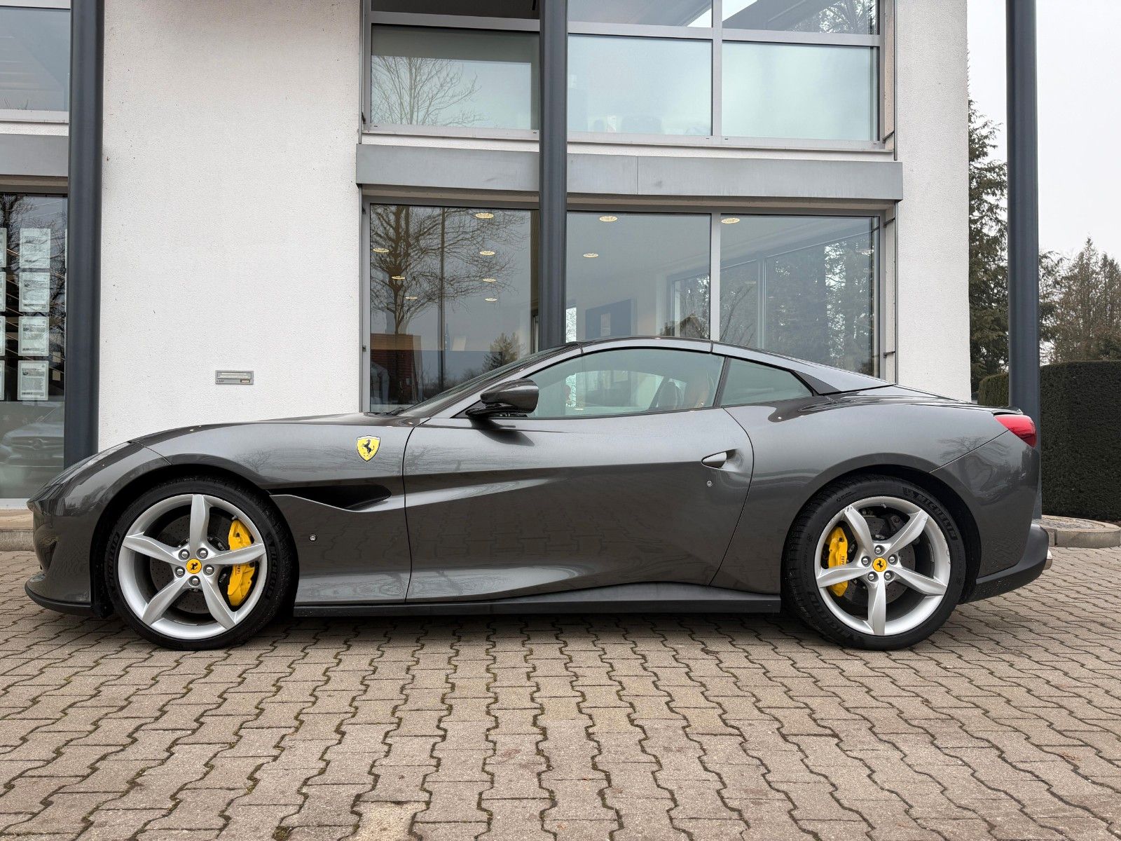 Ferrari Portofino / ADAPTIVE HEADLIGHTS /  MAGNERIDE foto 13