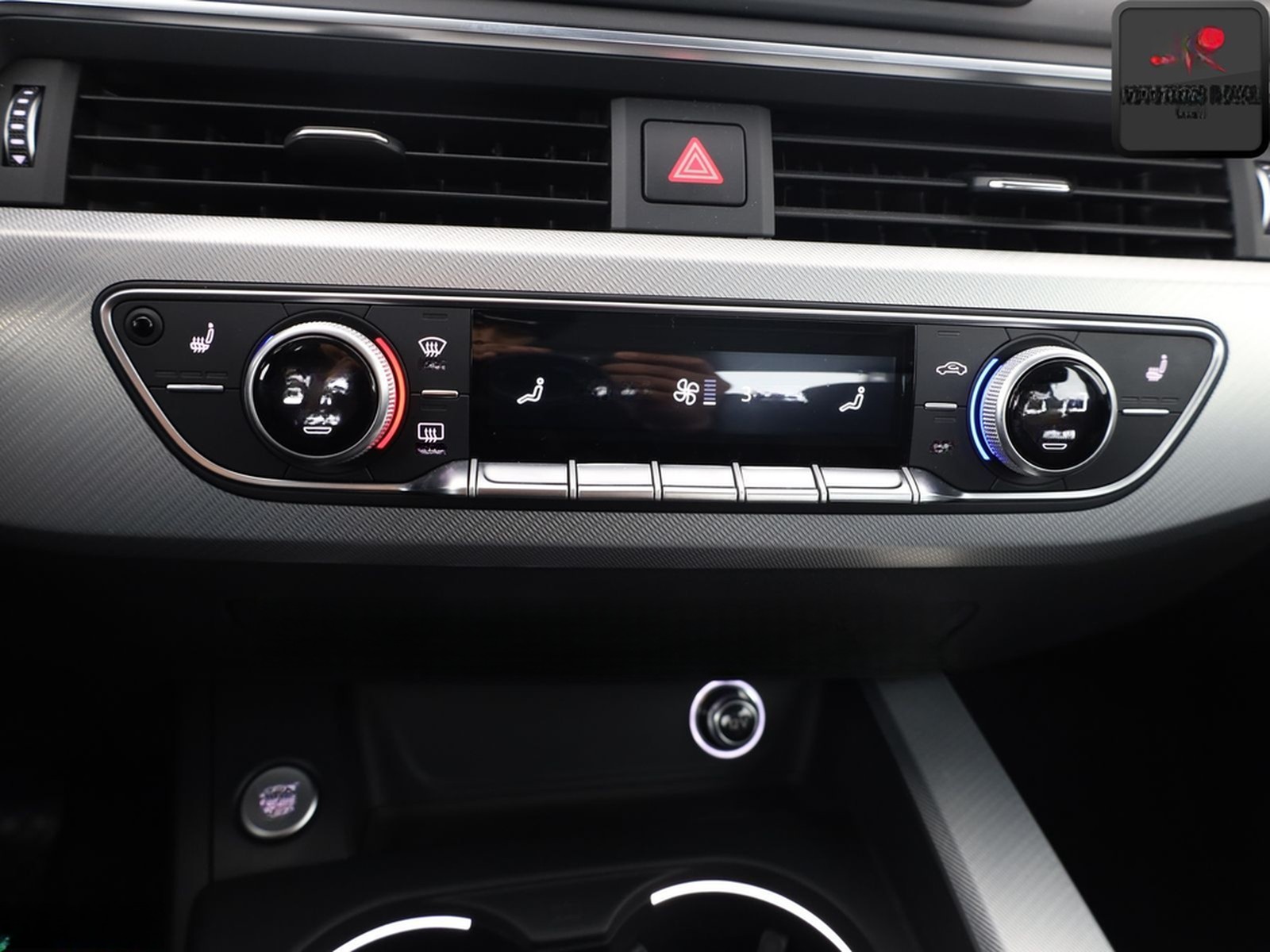Audi A4 1.4 TFSI S LINE KEYLESS,KAMERA,SCHECKHEFT,LED foto 22