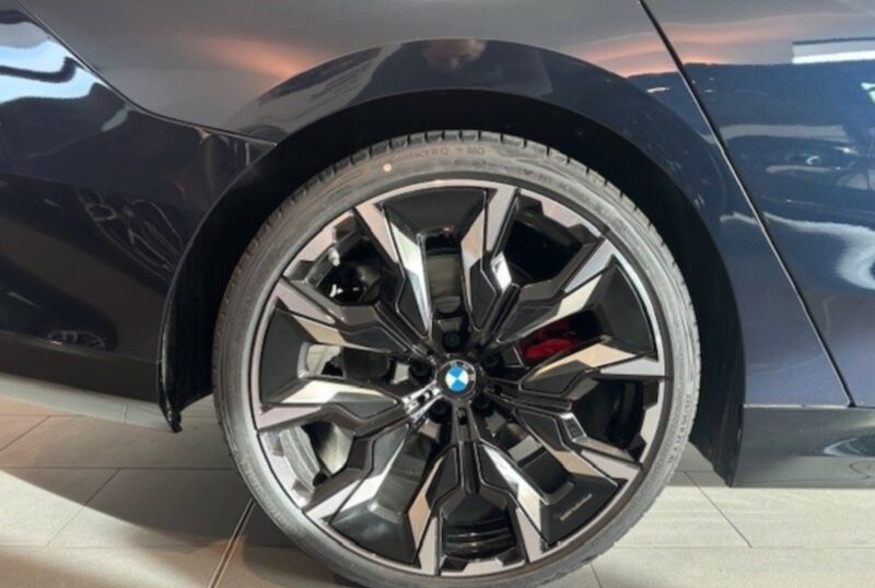 BMW 540d xDrive Limousine M Sportpaket foto 5