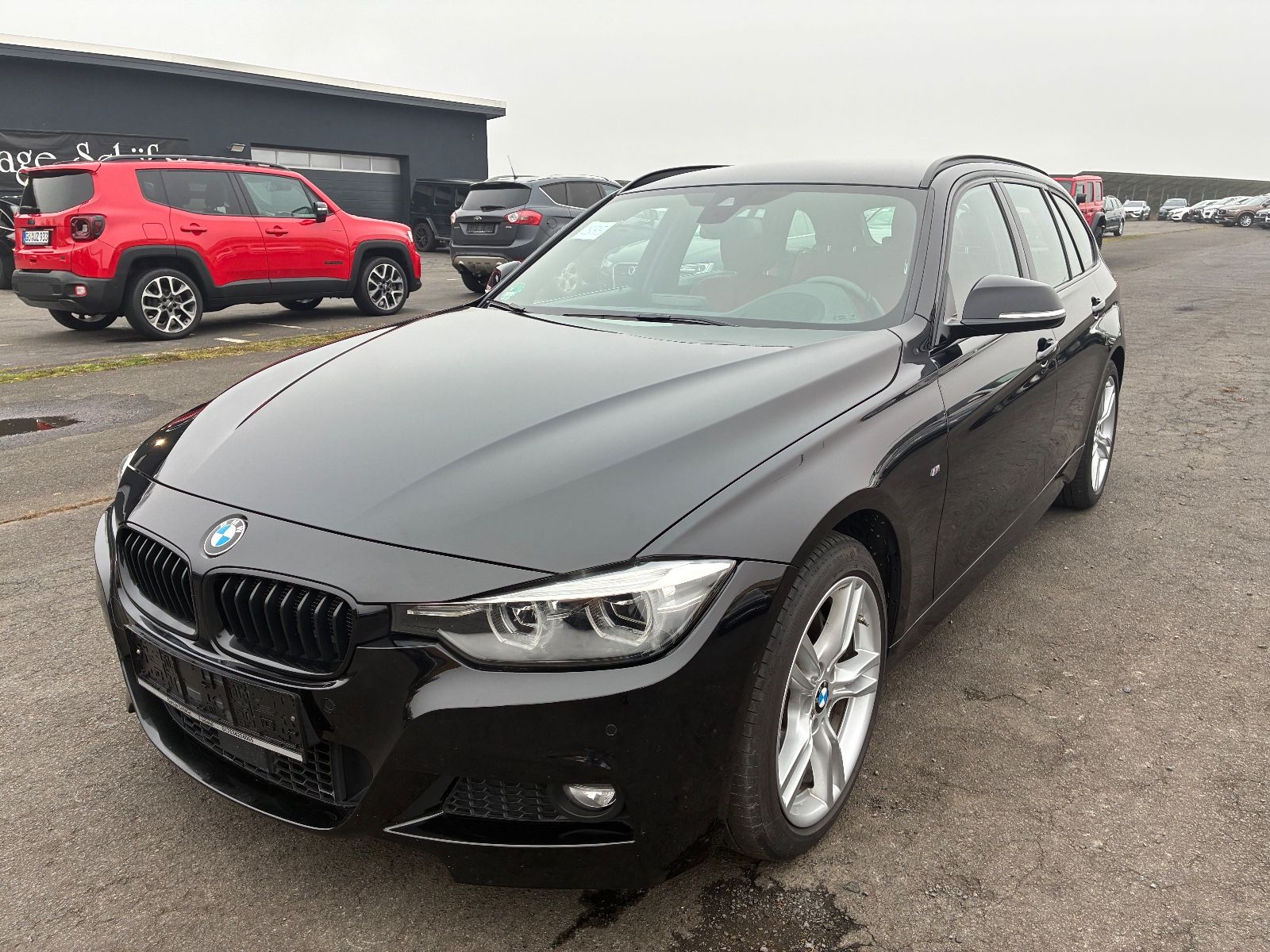 BMW 335 d Touring xDrive M Sport Shadow Kamera ACC foto 3