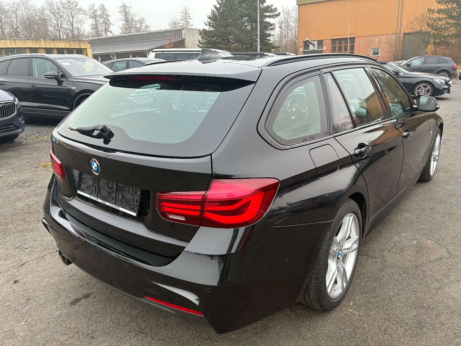BMW 335 d Touring xDrive M Sport Shadow Kamera ACC foto 5