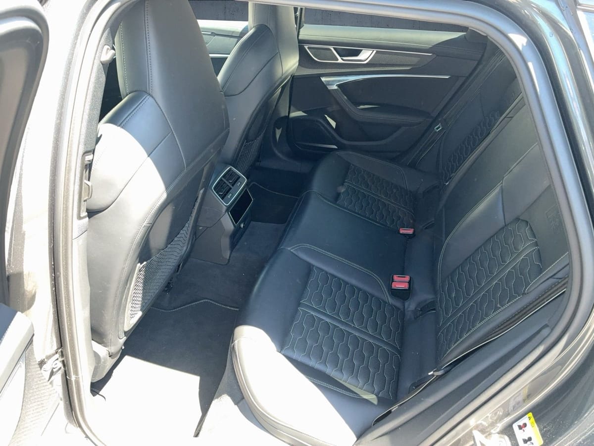 Audi RS 6 Avant Vmax305 PANO Stdhzg 22 HUD Laser AHK foto 13