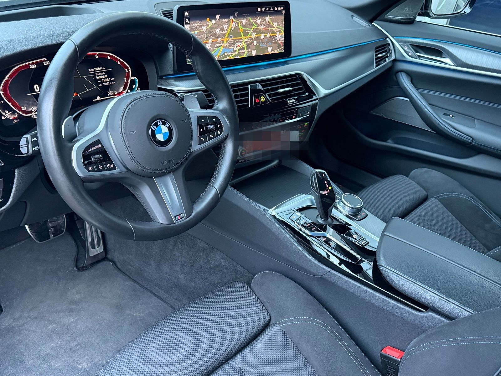 BMW 530e M SPORT*KAMERA*HARMAN*HUD*KEY*4x KLIMAT* foto 13