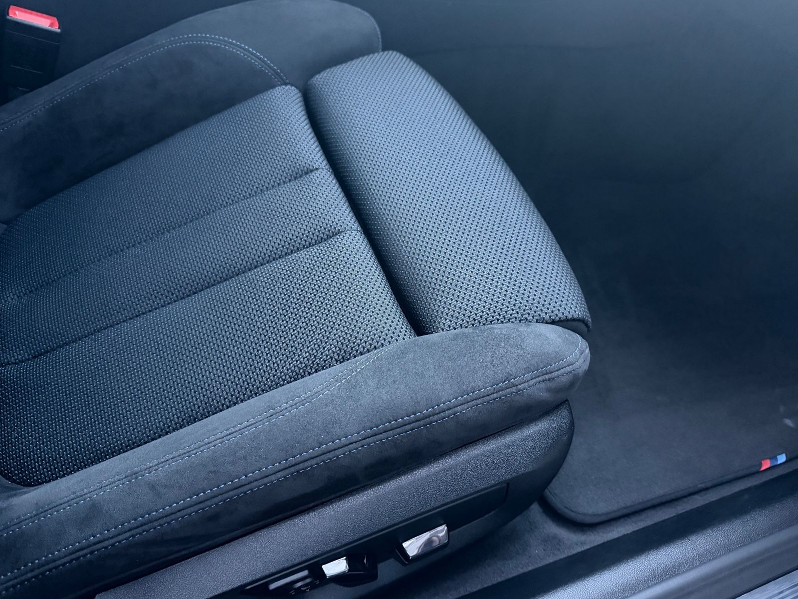 BMW 530e M SPORT*KAMERA*HARMAN*HUD*KEY*4x KLIMAT* foto 23