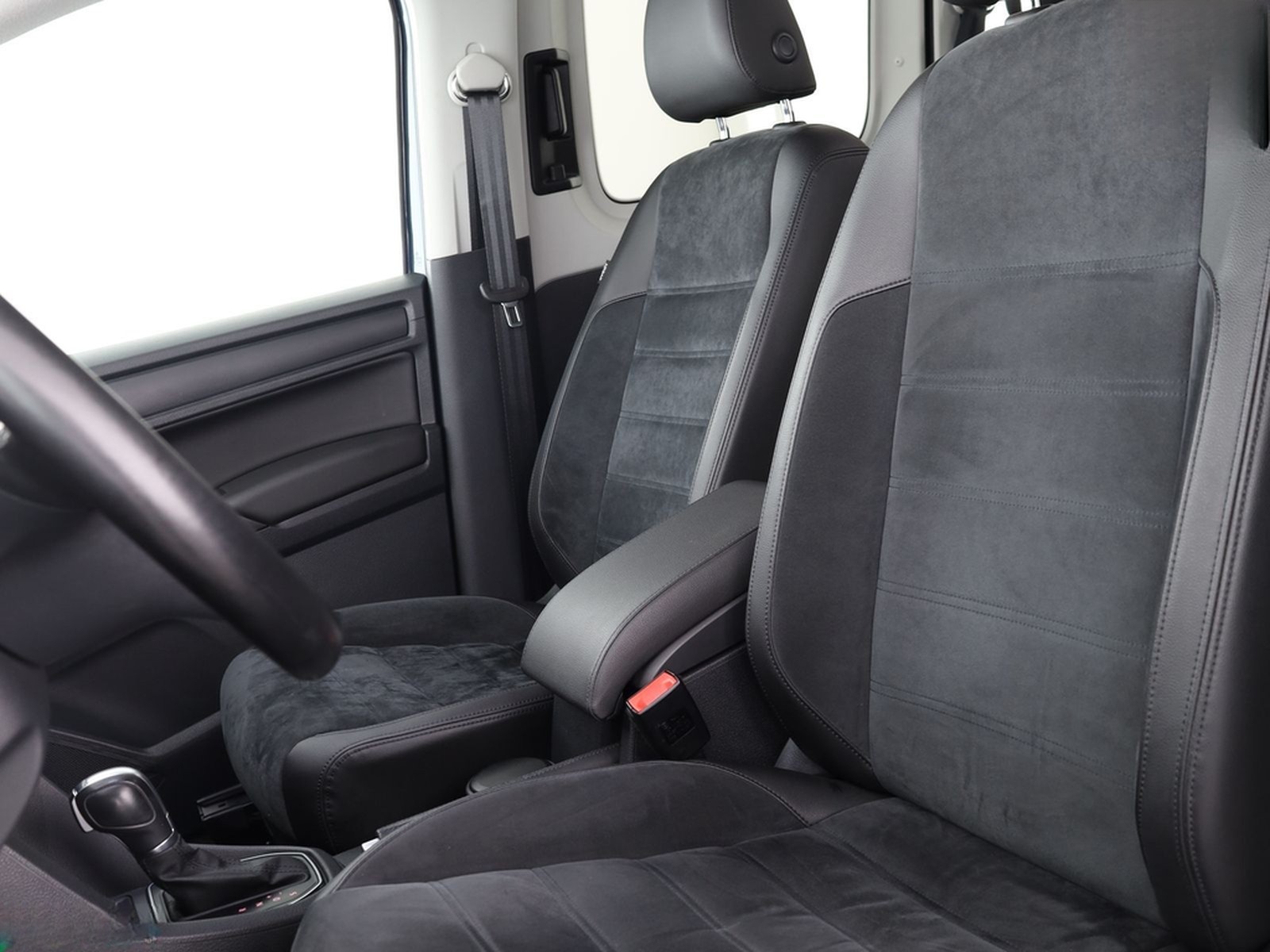 Volkswagen Caddy 1.4 TSI HIGHLINE 5 SITZE BI-XENON,NAVI,ACC foto 10