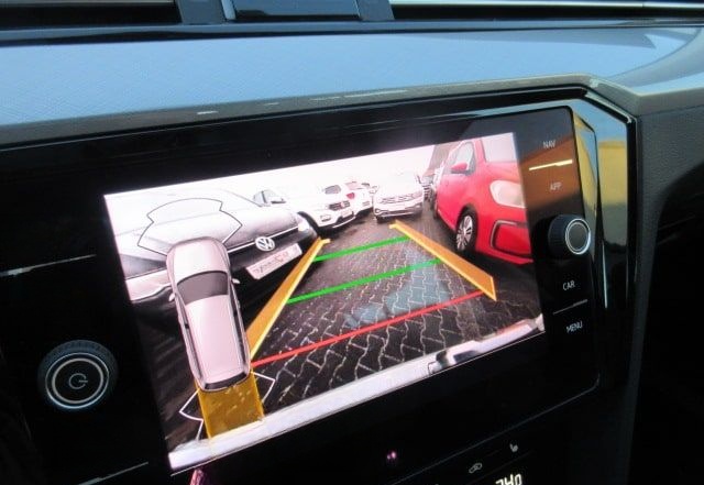 Volkswagen Passat Variant Business 2.0 TDI DSG NAVI AHK KAM foto 12