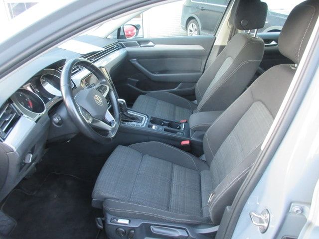 Volkswagen Passat Variant Business 2.0 TDI DSG NAVI AHK KAM foto 6