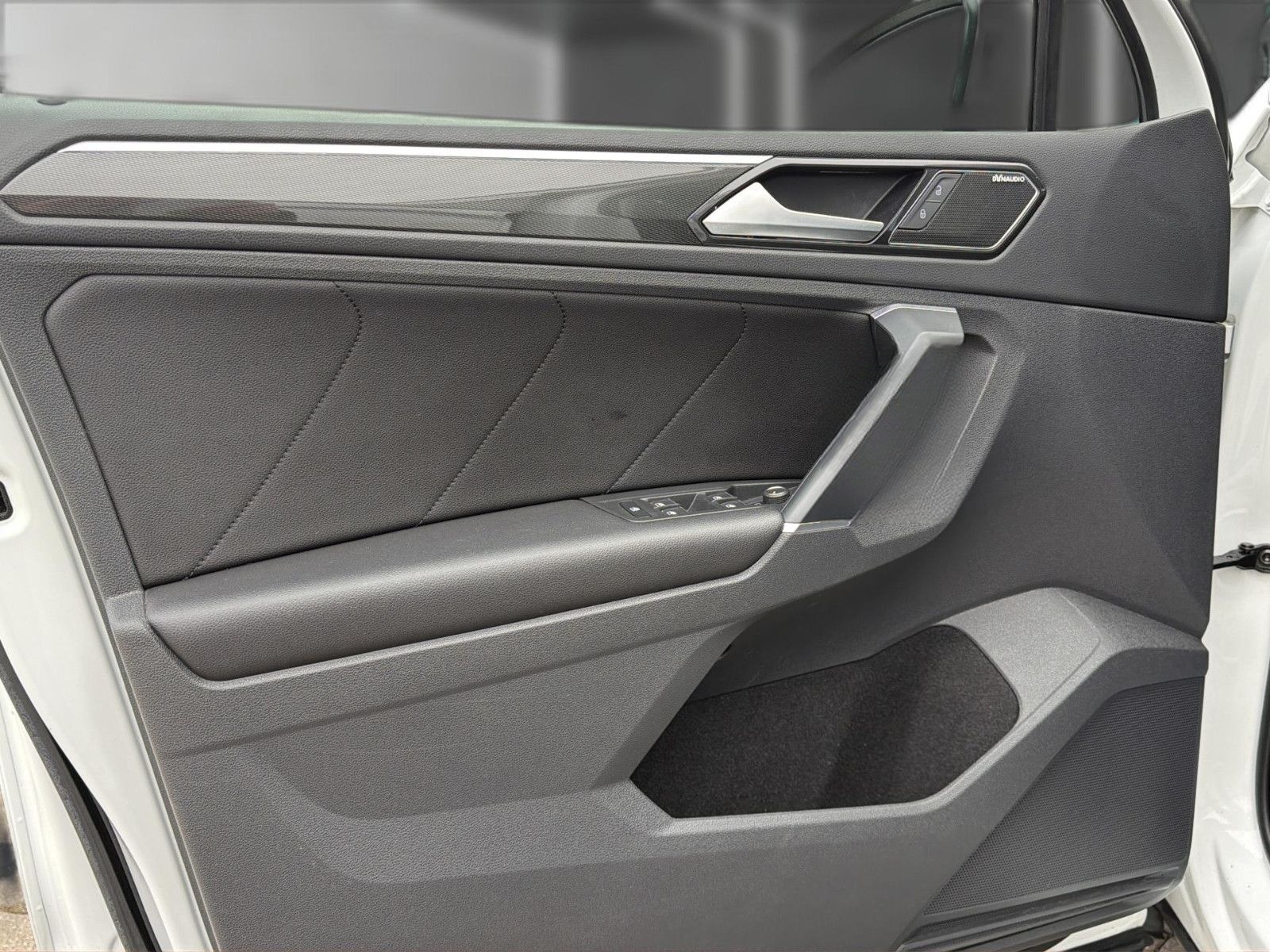 Volkswagen Tiguan Comfortline 4Motion+LED+360°+AHK+STANDHZG foto 17